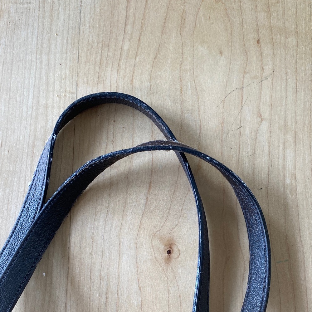 Elegant Black Leather Tote Bag - Picture 6 of 7